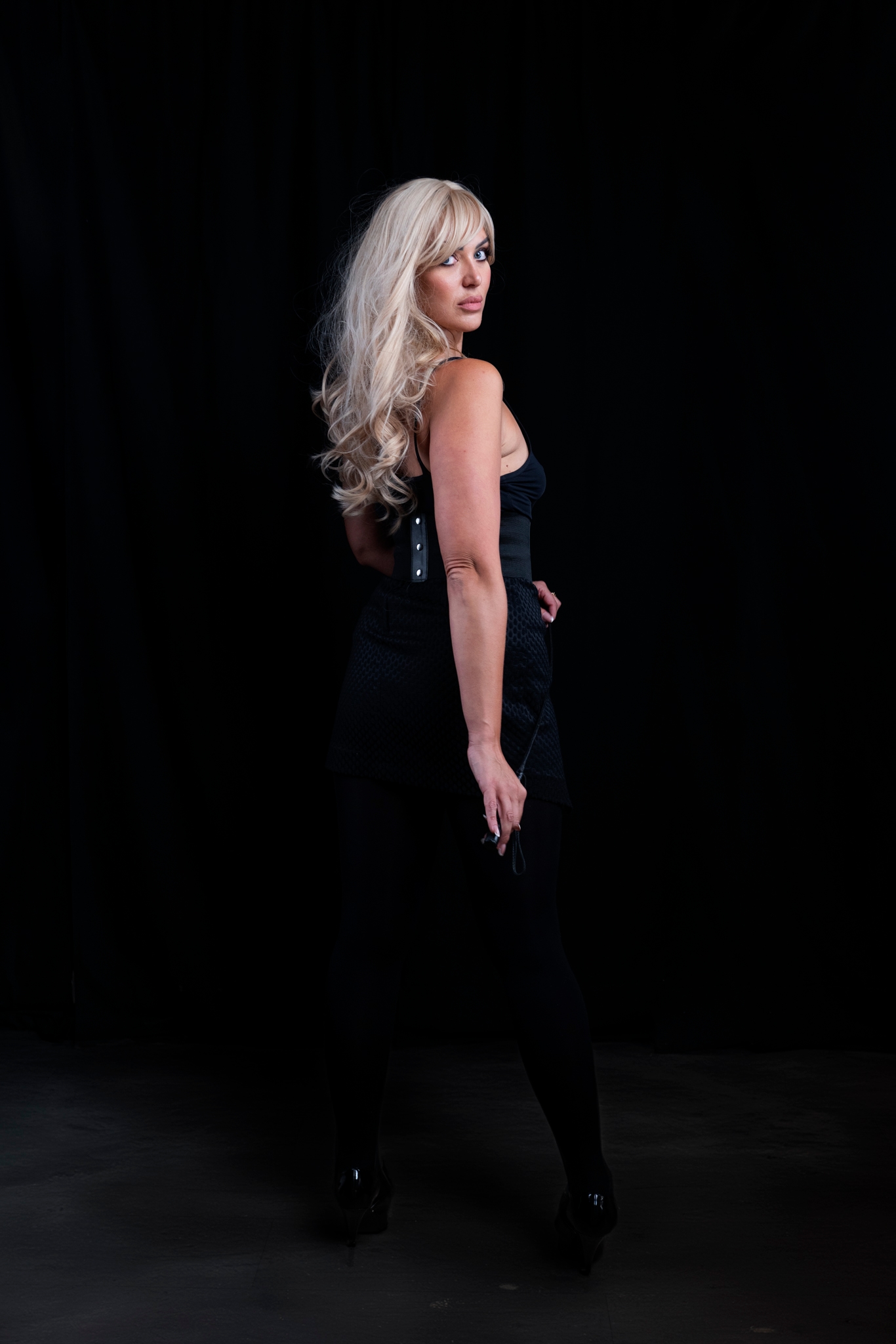 sesja kobieca w studiu